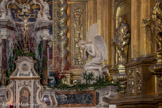 <center>La Collégiale Notre-Dame-des-Anges</center>L'autre ange de l'autel, saint Pancrace et saint Paul avec le glaive instrument de son martyr.