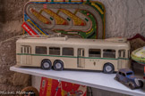 <center>Musée du jouet et de la poupée ancienne</center>Trolleybus d'Alger.