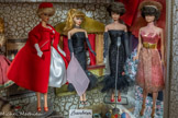 <center>Musée du jouet et de la poupée ancienne</center>Poupées barbies, 1ère génération, 1960, habillées par Dior.