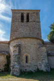 <center>Notre-Dame de-Beauvert</center> Le clocher de l'église entre en concurrence avec la tour du château, situé un peu plus haut, qui offre une protection rivale. Ecclesia et Castrum !
