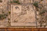 <center>Centre culturel La Providence</center>Auguste Icart, conseiller municipal, puis adjoint au maire de Nice, est né et mort à Nice (1884-1942). Il est à l'origine de la modernisation de la ville. Ce bas relief (1943) à son effigie, est l'œuvre de Joseph Gazan (sculpteur niçois 1891-1985)