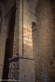 <center>Eglise Romane Saint-André</center>Les piliers ne laissent entre eux et les murs, que d’étroits passages, qu’on ne peut pas appeler bas-côtés.