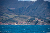 <center>« Navivoile » de Canet à Port-Vendres.</center>Collioure, à droite le fort Miradou.