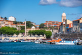 <center>Port-Vendres.</center>L'obélisque et le clocher de l'église.