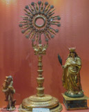 <center>Église Saint-Pierre de Prades</center>Ostensoir (1791).  Soleil en argent et cristal de roche par Joan Colomer.
