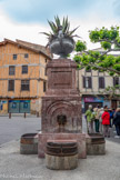 <center>Prades</center>Construite en 1867, sous le mandat de Gustave Pallarès, cette fontaine se trouve, face à l'église Saint-Pierre, sur la place de la République.