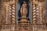 <center>Église Saint-Pierre de Prades</center>Statue de Notre-Dame du Mont-Carmel (1866). Le purgatoire (1778) : les âmes au-dessus des flammes implorent la Vierge.