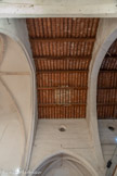 <center>Couvent des Minimes.</center>Le premier étage. La nef est couverte d'une toiture sur charpente portée par des arcs doubleaux diaphragmes. Les chapelles latérales sont couvertes de voûtes sur croisée d'ogives.