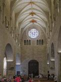 <center>Collégiale Saint-Félix.</center>La nef.