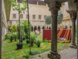 <center>La Cathédrale de Gérone.</center>Le cloître.