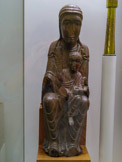 <center>La Cathédrale de Gérone.</center>La Vierge à l'Enfant, XIIe.