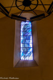 <center>Gassin.</center>Les vitraux modernes en verre et plomb de 1984 sont l'œuvre du maître aveyronnais Claude Bâillon.