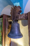 <center>La sacristie.</center>La cloche datée de 1561 étant fêlée, elle a été remplacée par une réplique à l’identique en Fa dièse réalisée en 1975-1976 par la fonderie Paccard d’Annecy-le-Vieux. C'est l’une des plus anciennes du département, dédiée à Sancti Stephani.