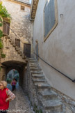 <center><center>Vaison-la-Romaine : la haute-ville.</center></center>Escalier qui menait à la deuxième maison commune (1523-1727).