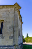 <center><center>Vaison-la-Romaine : la chapelle Saint-Quenin</center></center>Colonne cannelée avec un chapiteau à feuilles d'acanthe.