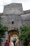 <center>Viols-le-Fort : la Tour du Fanabregol.</center>L'accès à l’horloge se fait par des échelles en bois, reliquats de l'aménagement fortifié de la tour. C’est un des rares endroits qui a gardé ce moyen d’accès d’origine.