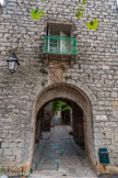 <center>Les Matelles : Porte du Pont-Levis.</center>Une des deux portes fortifiées du XVème siècle.