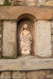 <center>Les Arcs sur Argens.</center>La maison de la nourrice. Statue représentant Sainte Roseline.