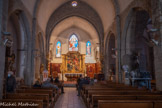 <center>Trans-en-Provence : église Saint-Victor.</center>Elle fut consacrée le 22 novembre 1496 par Nicolas de Fiesque, évêque de Fréjus, sous le titre de Notre-Dame-de-l'Aire. Incendiée en 1536, par les troupes de Charles Quint qui envahirent le village, elle est reconstruite entre 1536 et 1545. La nef latérale lui fut rajoutée entre 1767 et 1770. L’église, dans sa simplicité actuelle, a fait l’objet d’une restauration intérieure dans les années 1983-1989.