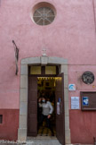 <center>Roquebrune-sur-Argens. </center>La maison du Chocolat et du Cacao, dans l'ancienne chapelle du XVIIIe siècle des hospitaliers.