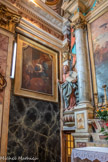 <center>Eglise ND de l'Annonciation. Chapelle Ste Rita.</center>Chapelle de Saint-Pierre. Statue de St Paul. Les tableaux des parois latérales (datés de 1699) sont d'Abraham-Louis Van Loo. A gauche, La délivrance de Pierre par un ange.