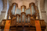 <center>L'abbaye Sainte-Marie-d'Arles-sur-Tech </center>L'orgue : L'instrument actuel a remplacé au XVIIIe siècle un orgue de facture catalane. Jamais transformé malgré de nombreuses restaurations, il garde la sonorité des isntruments du XVIIIe.