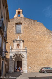 <center>Céret, L'église Saint-Pierre.</center>c'est la quatrième église baroque construite entre 1722 et 1779 en ce lieu,  avec six ellipses et une coupole sur le plan de Saint Pierre de Rome. Portail en marbre gris du mas Carol.
