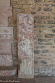 <center>L’abbaye de Saint-Michel de Cuxa</center>Le décor des autres faces du pilier de Saint Pierre est composé d'une frise et une suite de cercles emprisonnant deux griffons, un lion et un hibou.