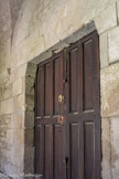 <center>Le cloître de la cathédrale Notre-dame de Nazareth</center>Cette porte devait donner sur la salle capitulaire.