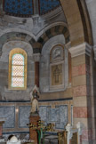 <center>La Basilique Cathédrale Sainte-Marie-Majeure</center>Première chapelle. Plaque commémorative en l'honneur d'Alfred Vaudoyer.