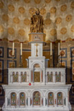 <center>La Basilique Cathédrale Sainte-Marie-Majeure</center>Chapelle saint Lazare. Saint Lazare est représenté bénissant, assis sur la cathédre, par Honoré Coder.