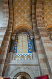 <center>La Basilique Cathédrale Sainte-Marie-Majeure</center>Chapelle saint Lazare. Sur les murs, les noms des premiers évêques de Marseille les plus illustres. Saint Mauront, évêque du VIII siècle.