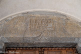 <center>L’église Sainte Marie </center>Su le linteau, qui est un réemploi, deux dates sont marquées : 1572, , date de la première reconstruction, et 1684, date de la refondation.