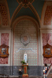 <center>Castres. Église Notre-Dame-de-la-Platé.</center>Une Vierge de Lourdes.