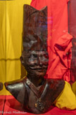 <center>Cordes-sur-ciel. Le musée des Arts du sucre et du chocolat</center>Buste d’Yves Thuriès. Sculpture réalisée entièrement en chocolat. Temps de réalisation : 40h