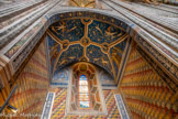 <center>La cathédrale Sainte-Cécile</center>Déambulatoire. Sur la voûte : Saint Valérien, Saint Christophe, sainte Cécile.