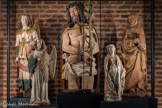 <center>La cathédrale Sainte-Cécile</center>Dans le courant du 19e siècle on a présenté dans les niches du jubé deux sculptures en bois, provenant vraisemblablement d'ensembles démembrés de la cathédrale à la Révolution. Il s'agit d'un ange au phylactère (1) et d'un séraphin portant un écu (2). Enfin, l'Ecce homo (3) et la Tempérance (5) sont possiblement issus de l'ancien orgue construit vraisemblablement à la demande de Louis 1er d'Amboise. Du jubé provient peut-être une sainte Catherine (4). Son format correspond à certaines niches désormais vides du jubé, dont on ignore le programme iconographique d'origine, mais qui comprenait des saints, comme l'indique un rapport de 1792 suite à la destruction de la statuaire.