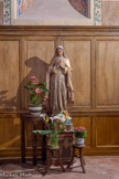 <center>L’église Saint Corneille de Puycelsi</center>Statue de la Vierge.
