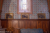 <center>L’église Saint Corneille de Puycelsi</center>La chapelle dédiée au Sacré Cœur.