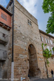 <center>Castelnau-de-Montmiral </center>Porte des Garrics (chênes en occitan)