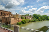 <center>Lisle-sur-Tarn</center>Vue de l'abbaye