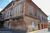 <center>Lisle-sur-Tarn</center>Rue St Louis.