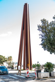 <center>Nine Oblique Lines</center>C'est un monument installé en 2010 devant la promenade des Anglais pour célébrer le 150 e anniversaire de l'annexion du comté de Nice par la France. La sculpture est composée de neuf lignes en acier de 30 m de hauteur qui se rejoignent en haut. C'est une œuvre de l'artiste français Bernar Venet, en acier corten.