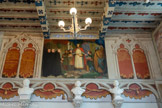 <center>La salle des Illustres</center>Plusieurs toiles allégoriques, non datées, figurent sur les murs : 
Pépin remettant l’abbaye aux religieux bénédictin,