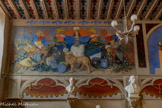 <center>La salle des Illustres</center>La Guerre terrestre figurée par une divinité casquée,