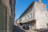 <center>Sorèze</center>La rue de la République, ancienne rue des Parayres, était la rue des pareurs de laine pour la fabrication des étoffes et des chapeaux.