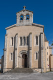 <center>Sorèze</center>L’église paroissiale. Façade de l'église Notre-Dame-de-la-Paix.
