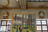 <center>Le Capitole.</center>SALLE HENRI-MARTIN. Encadrant les tableaux, des bustes.