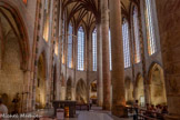 <center>Couvent de Jacobins.</center>La nef des Jacobins est déjà divisée en deux par une ligne de cinq piliers avec soubassements carrés. Ainsi, la partie nord était destinée aux religieux tandis que la partie sud était destinée aux laïcs assistant aux offices.