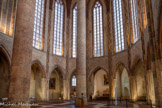 <center>Couvent de Jacobins.</center>La troisième campagne (de 1275 à 1292 essentiellement, jusqu'à 1315 marginalement) a été particulièrement importante, dotant l'église d'une abside dont les voûtes gothiques à croisées d'ogives culminant à 28 mètres sont soutenues par trois colonnes élevées dans l'axe est-ouest des piliers existants.